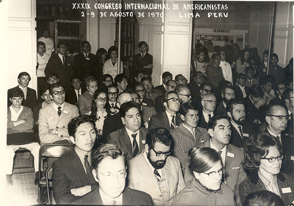 Publico asistente al XXXIX Congreso Internacional de Americanistas que fue organizado por el IEP. Agosto, 1970.